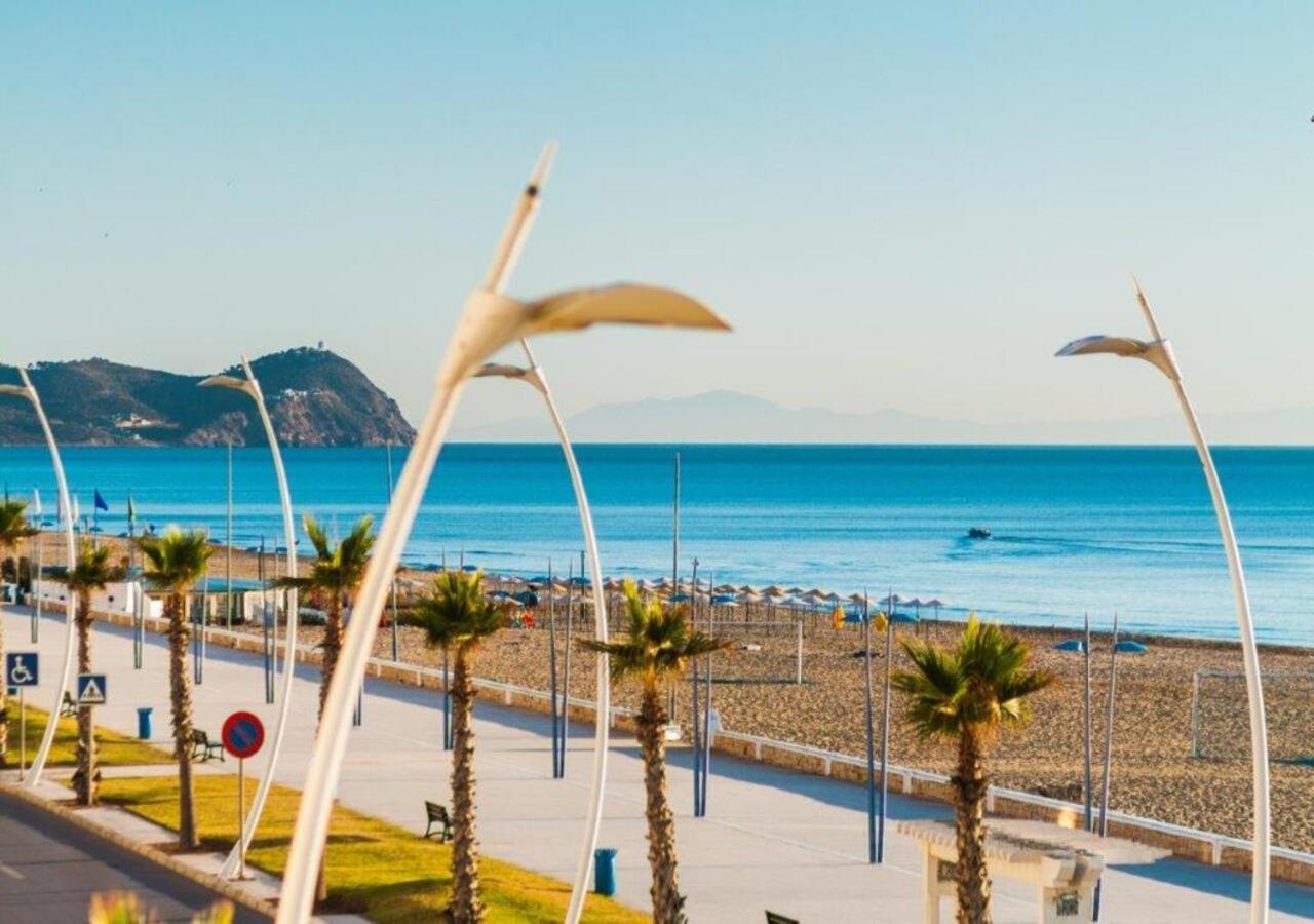 Piso Centrico Y A Pie De Playa. Apartment Мартил Екстериор снимка