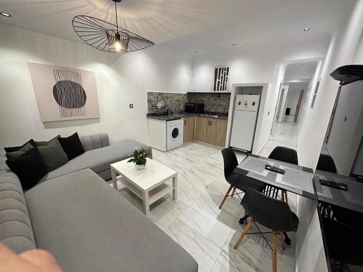 Piso Centrico Y A Pie De Playa. Apartment Мартил Екстериор снимка