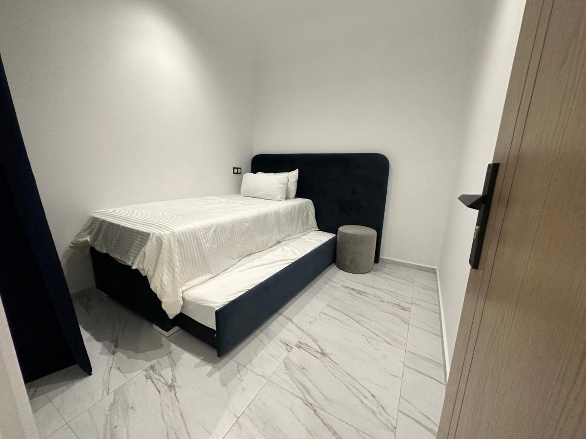 Piso Centrico Y A Pie De Playa. Apartment Мартил Екстериор снимка